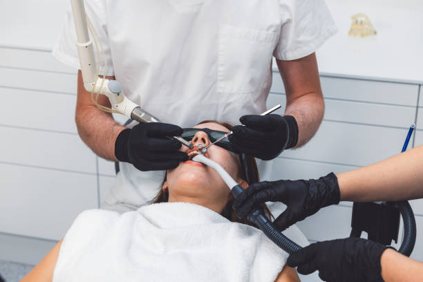 Best Emergency Tooth Extraction in Hodgkins, IL